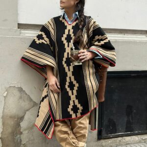 Poncho pampa negro I