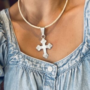 Collar tiento Cruz de Flores